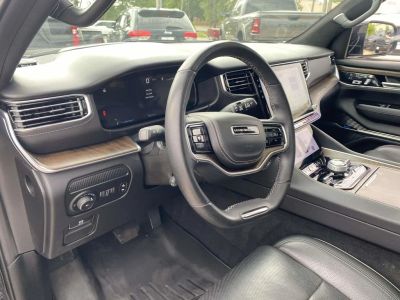 2022 Jeep Grand Wagoneer - Photo 22