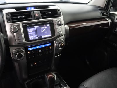 2017 Toyota 4Runner 4WD - Photo 16