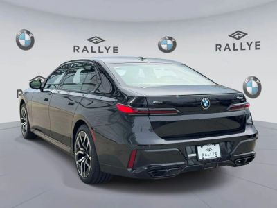 2023 BMW 7 Series — engine compartment view