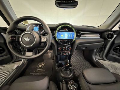 2024 MINI Hardtop 2 Door - Photo 16