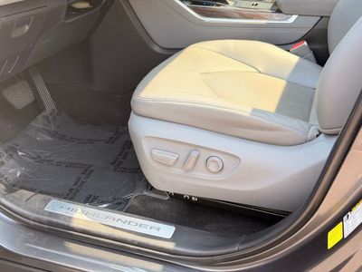 2023 Toyota Highlander Limited - Photo 27