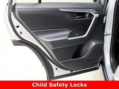 2025 Toyota RAV4 AWD - Photo 22