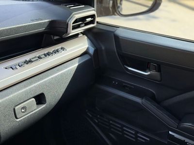 2025 Toyota Tacoma TRD Sport - Photo 34