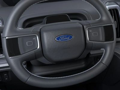 2026 Ford Expedition — photo 12 view