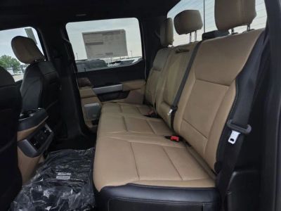 2026 Ford Super Duty — photo 17 view
