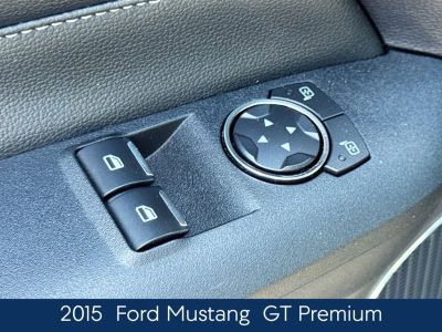 2015 Ford Mustang - Photo 17