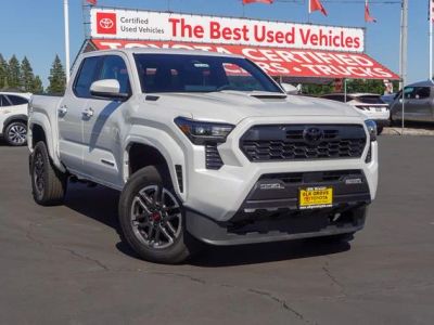 2026 Toyota Tacoma i-FORCE MAX - Photo 2