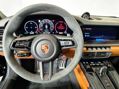 2026 Porsche 911 — photo 13 view