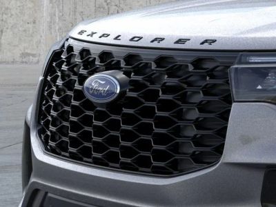 2026 Ford Explorer — photo 17 view
