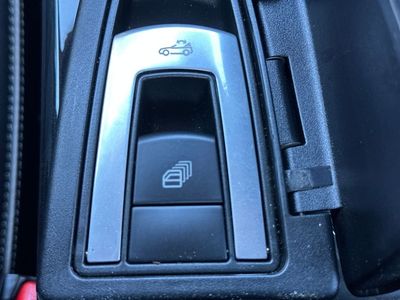 2017 Mercedes-Benz SLC — photo 33 view