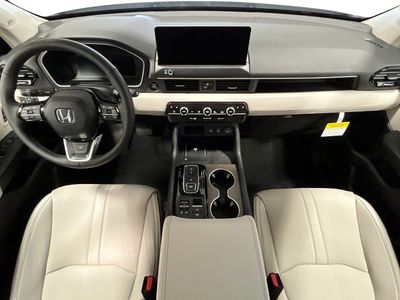 2026 Honda Pilot - Photo 16