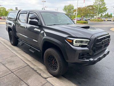 2023 Toyota Tacoma - Photo 2