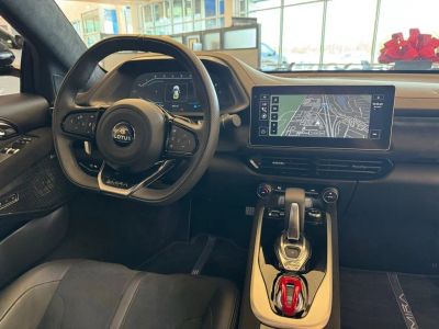 2024 Lotus Emira - Photo 19