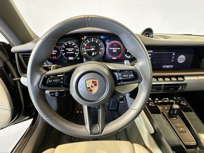 2023 Porsche 911 — photo 14 view
