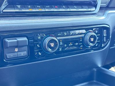 2025 Chevrolet Silverado 2500HD — photo 27 view