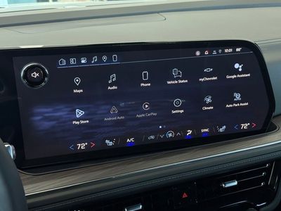 2026 Chevrolet Suburban LT - Photo 34