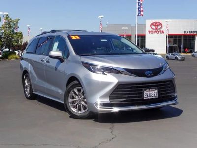 2021 Toyota Sienna - Photo 1