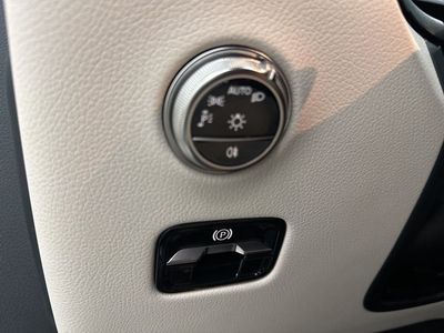 2026 Mercedes-Benz GLC — photo 17 view