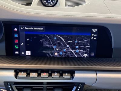 2023 Porsche 911 — photo 17 view