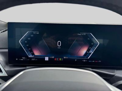 2025 BMW 3 Series - Photo 15