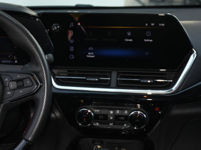 2024 Chevrolet Trax — photo 15 view