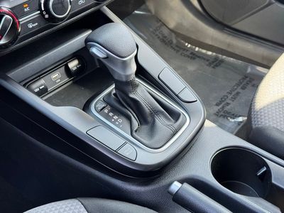 2024 Kia Soul LX — photo 20 view