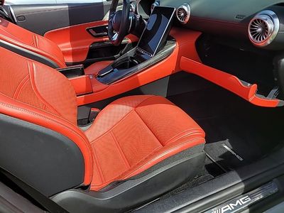 2022 Mercedes-Benz SL-Class - Photo 12