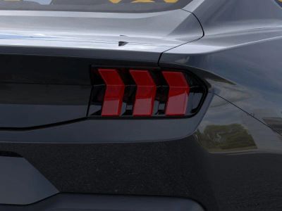 2025 Ford Mustang - Photo 21