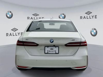 2025 BMW i5 - Photo 5