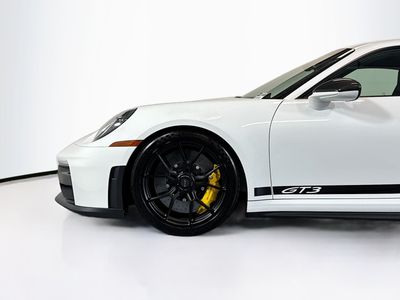 2026 Porsche 911 — photo 28 view