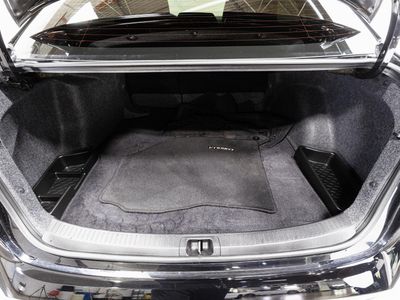 2025 Toyota Corolla — photo 10 view