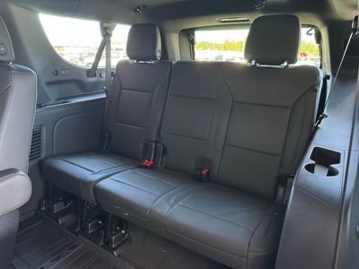 2026 Chevrolet Suburban LT - Photo 24