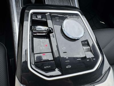 2025 BMW 7 Series - Photo 15
