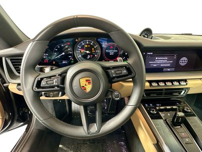 2024 Porsche 911 — photo 14 view