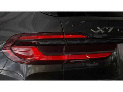 2027 BMW X7 - Photo 8