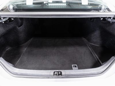 2025 Toyota Camry — photo 10 view