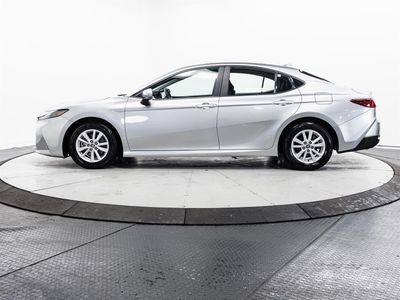 2025 Toyota Camry — photo 7 view