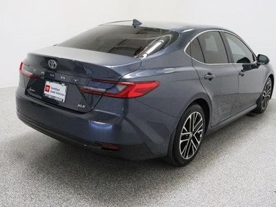 2026 Toyota Camry FWD - Photo 7