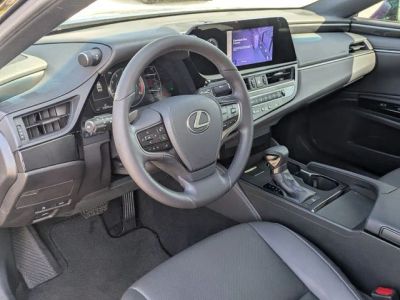 2023 Lexus ES - Photo 28