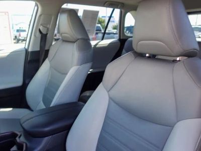 2019 Toyota RAV4 - Photo 25