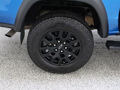2024 Chevrolet Colorado 4WD - Photo 6