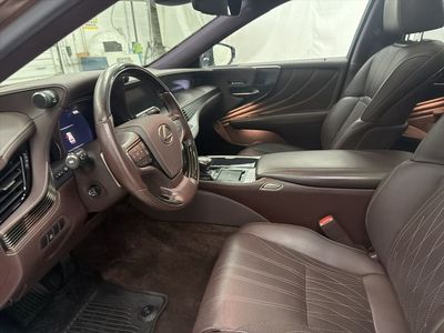 2018 Lexus LS - Photo 14