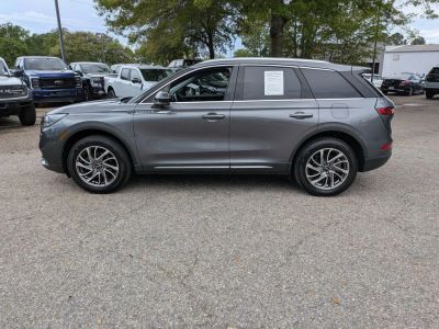 2021 Lincoln Corsair - Photo 2