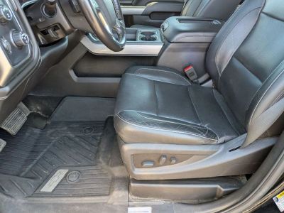 2018 Chevrolet Silverado 3500HD - Photo 11