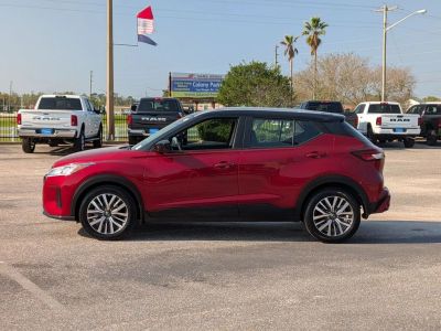 2023 Nissan Kicks - Photo 2