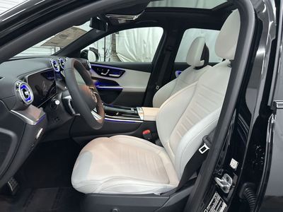 2026 Mercedes-Benz GLC — photo 36 view