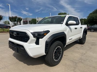 2024 Toyota Tacoma - Photo 1