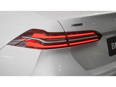 2027 BMW 5 Series - Photo 8