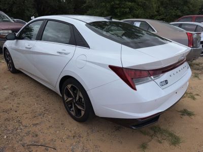 2023 Hyundai Elantra Hybrid - Photo 11