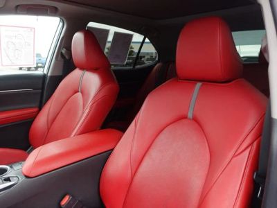 2019 Toyota Camry - Photo 24